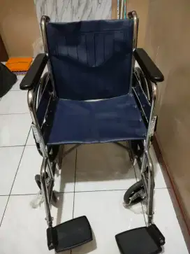 Kursi roda SHIMA