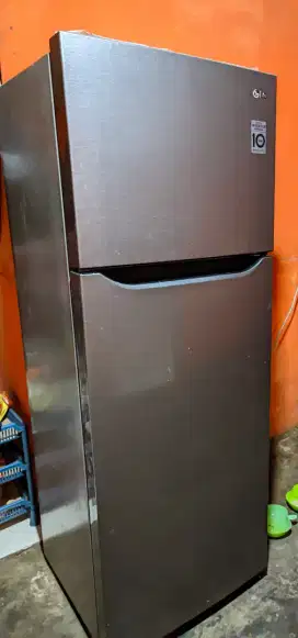 Kulkas LG smart inverter 2 pintu