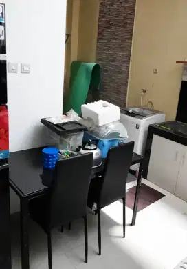 Dijual set meja makan kursi 4