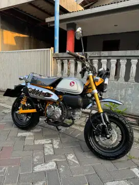 Honda Monkey Z125
Km. Under 500 perak