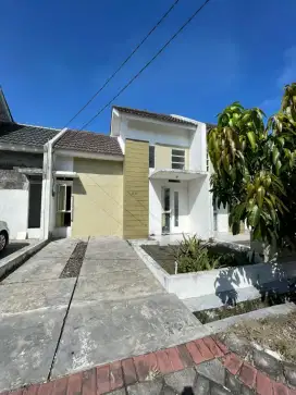 Disewakan rumah area gedangan perum Surya Breeze karangbong