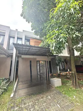 Rumah Eminent BSD Murah hadap selatan shm