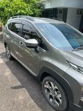 Dijual Xpander Cross AT premium 2023