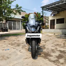 Honda Adv 160 CBS 2024