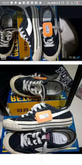 Sepatu compass.