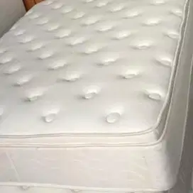 Kasur King Koil Kingkoil Super King 200 x 200 cm  Bekas Kondisi Bagus
