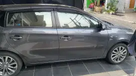 Toyota Yaris 1.5 G AT Grey