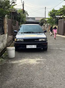 Toyota Corolla 1990 Bensin