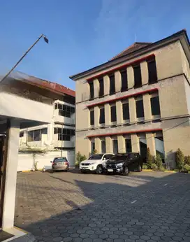 Disewakan Gedung perkantoran di Yogyakarta