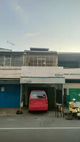 Ruko disewakan lokasi Jln Bandang Makassar