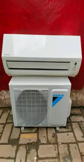 AC Daikin 1/2 PK R32