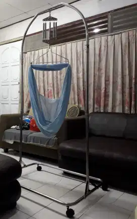 Ayunan bayi hingga balita