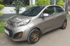 Kia Picanto 2012 Bensin