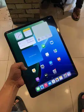 Apple iPad PRO 2020 256GB || 12.9 Inch ( Gen4 )