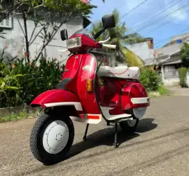 Vespa Excel 1992 Red Rosso