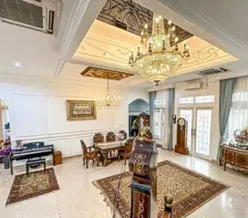 Jual Rumah Klasik RADIO DALAM. LT.574/LB.800. 7BR. 6Bath. Harga 21,5M!