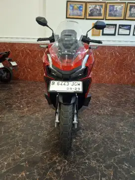 DP 1,5 JT ADV 160 CBS 2024 MOTOR MULUS KAYA BARU