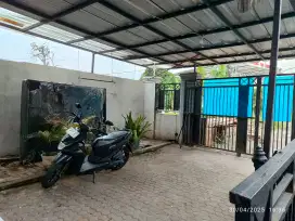 Di sewakan rumah Akses mobil