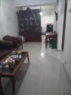 Dijual Rumah Di Cluster Cemara Banjar Wijaya Siap Huni