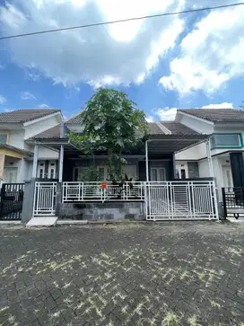 Rumah siap huni minimalis modern furnish suhat lowokwaru malang