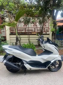 Dijual motor PCX 150cc Butuh uang untuk beli rumah