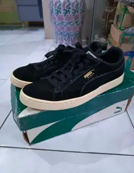 Sepatu puma suede 43