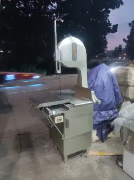 Mesin potong tulang daging dan ikan beku bone saw merk Power Line USA