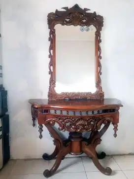 Meja Kaca Rias Jati