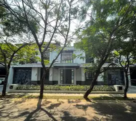 Jual Rumah Mewah Modern Simatupang. LT.480/LB.550. 6BR. Harga 19,7M!