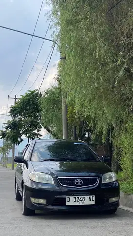 Toyota Vios G 2004 hitam