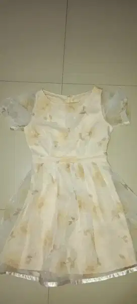 Dress mini putih