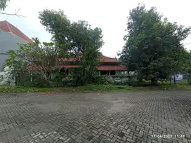 Dijual rumah pojok hitung tanah Prapen Indah, Surabaya Selatan