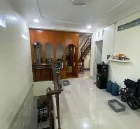 Dijual Rumah Semi Furnished di Kayu Putih Pulo Gadung, Jakarta Timur