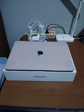MacBook Air M1 8/256 Fullset Free Case