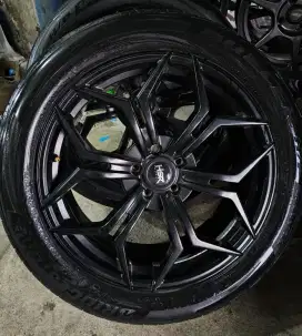 Velg HSR R20 PCD5x114.3 Satin Black. Lebar 8 ET 42. Velg Only 4pcs