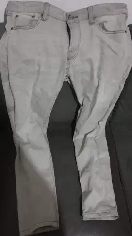 Jeans premium warna belelnya sangat langka
