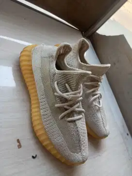 Adidas yezzy 41