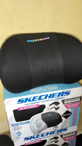 Pillow head Skechers bantal kepala jok mobil