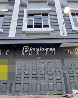 Dijual Townhouse Di Komplek Tirtosari City Lokasi Strategis