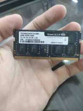 RAM Laptop TeamGroup DDR4 8GB 2400MHz SO-DIMM - Mulus, Normal