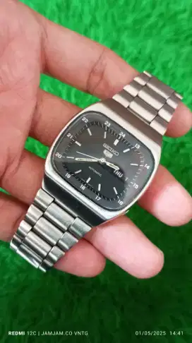 Seiko 5 military TV automatic 
Cal 6309 Seiko original