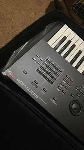 Yamaha Montage 6 M