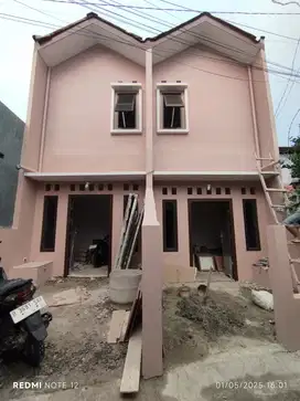 Rumah Baru 2 unit Tahap Finishing DiLenteng agung Jagakarsa Jakarta se