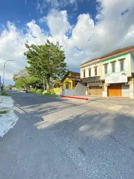 Ruko murah bangunan 2 lantai di Jalan Raya Turi, Trimulyo, Sleman
