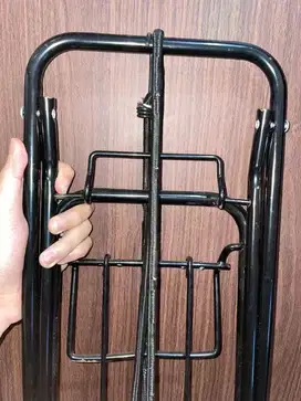 Troley lipat bawa aqua galon troli lipat