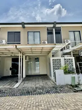 JUALSEWA RUMAH ROYAL RESIDENCE OAKWOOD 2 LT VIEW DANAU SEMIFURNISH