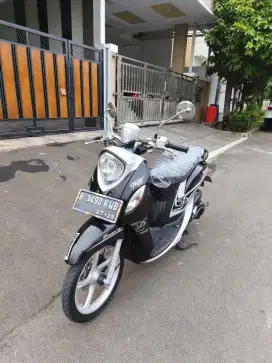 Bissmillah dijual motor Yamaha Fino premium 2015 istimewa