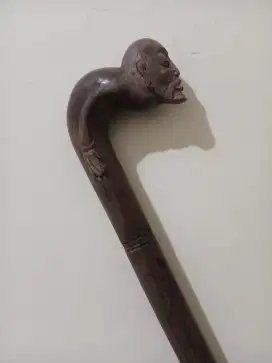Tongkat kayu antik kuno