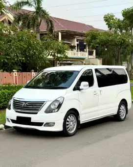 Hyundai H1 Diesel 2.5 XG 2013