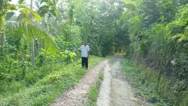Tanah di komplek perumahan pengasih